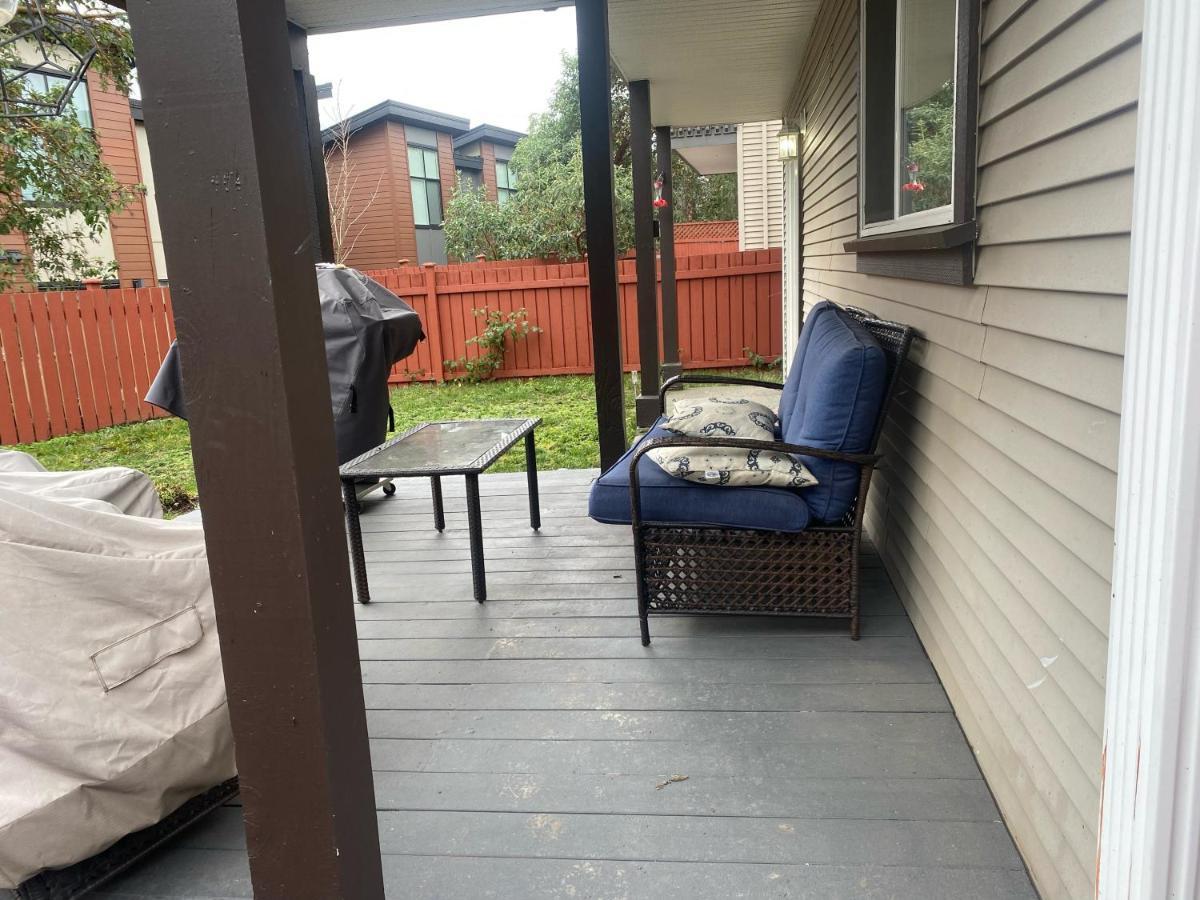 فكتوريا 1 Bedroom Suite In Langford. المظهر الخارجي الصورة